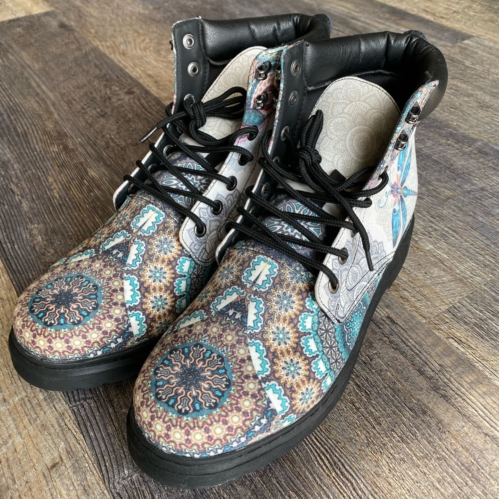Yes We Vibe Men’s Patterned Combat Boots